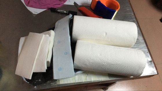 CE 되감기 500 밀리미터 사이즈는 두루마리 휴지 성형기를 재활용했습니다